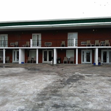Clothier Mills Inn Kemptville Extérieur photo